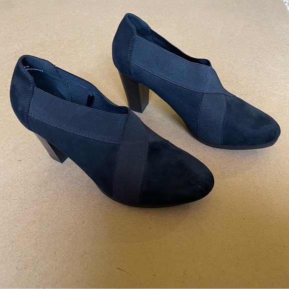 Andrew Geller Shoes - Andrew Geller Kadi Black Booties​
